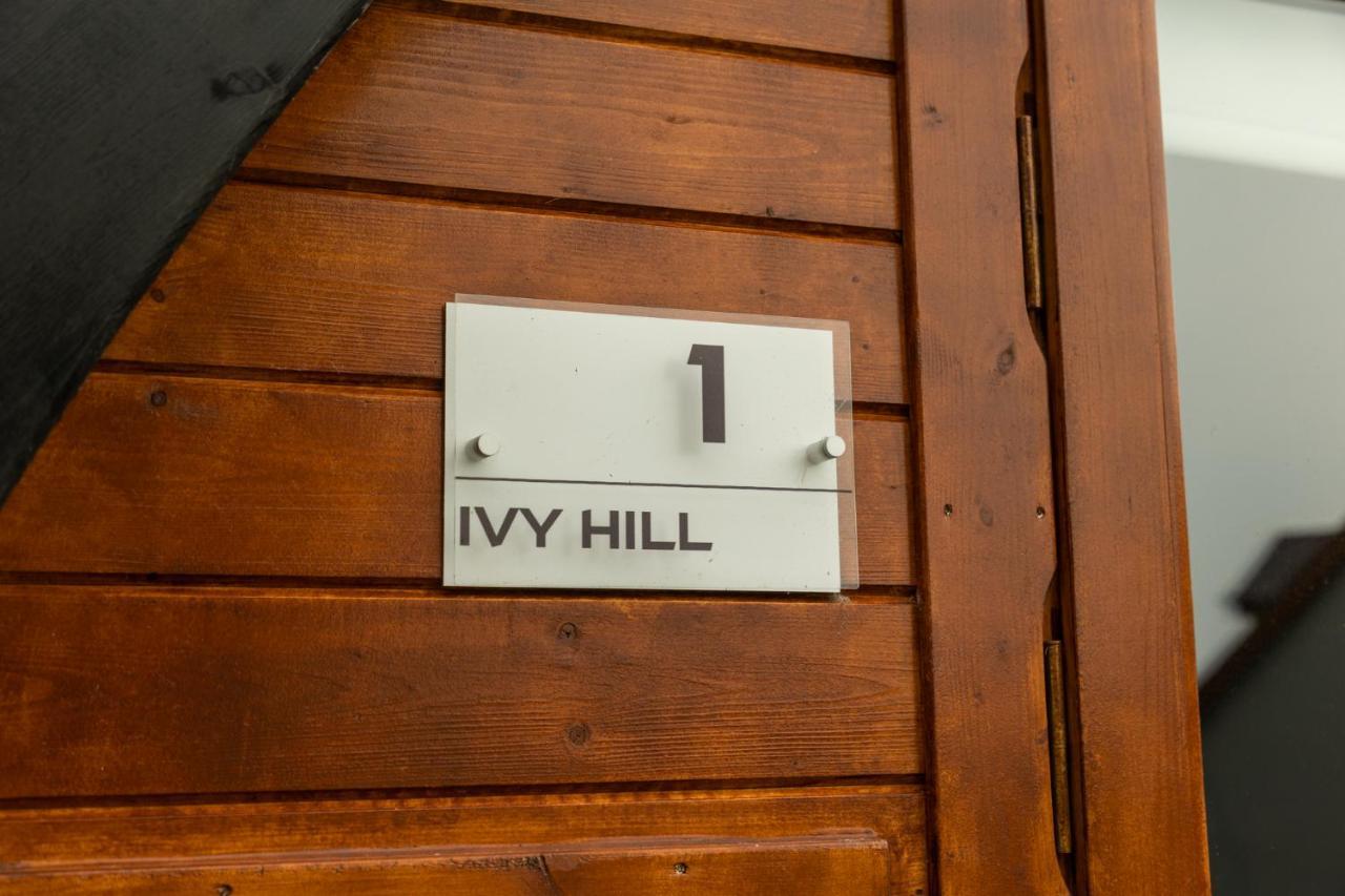 Ivy Hill Glamping Pod Apartment Ennis Ngoại thất bức ảnh